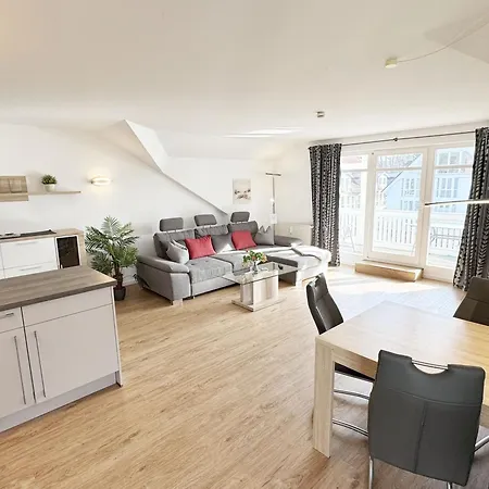 Haus Nicolai - 5 Apartament Baabe